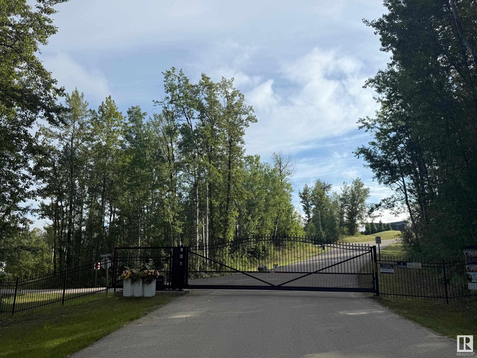 Photo 37 of 53509 Rge Rd 60, Rural Parkland County AB