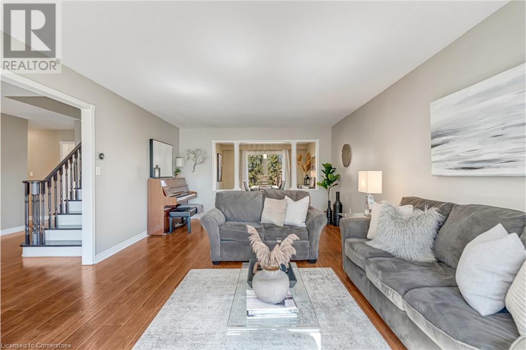 Photo 11 of 1351 Bryanston Court, Burlington ON