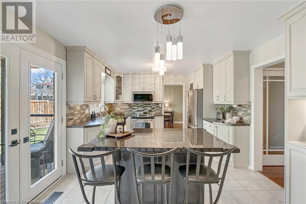 Photo 15 of 1351 Bryanston Court, Burlington ON