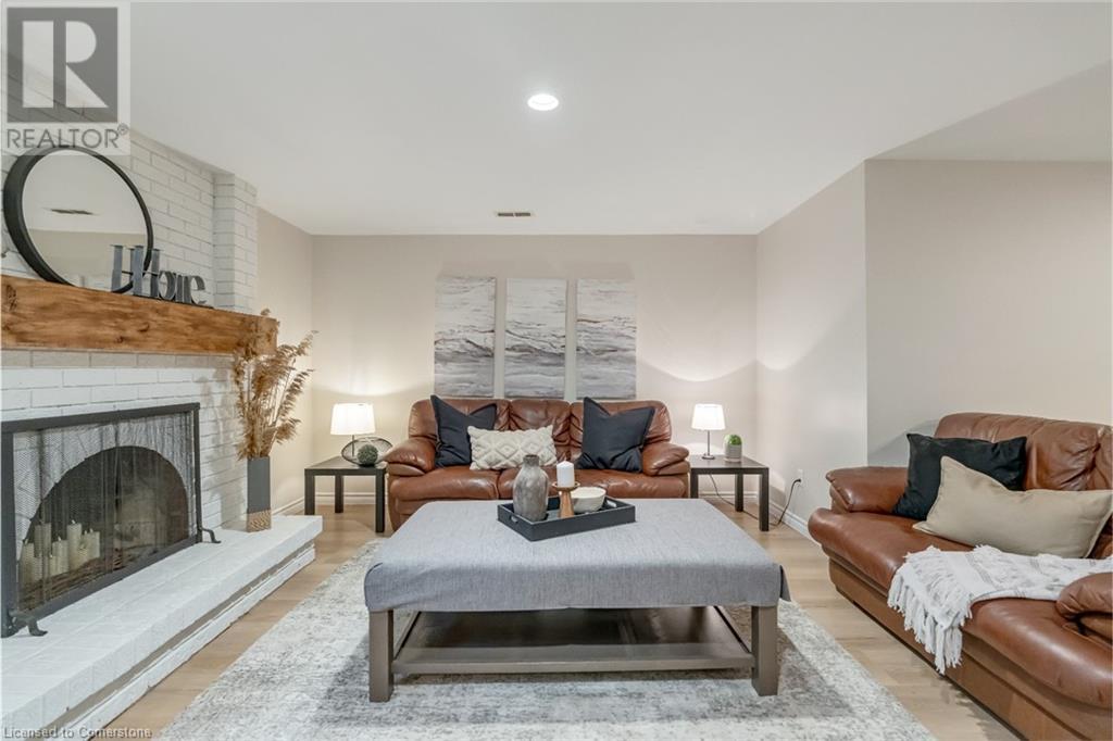 Photo 35 of 1351 Bryanston Court, Burlington ON