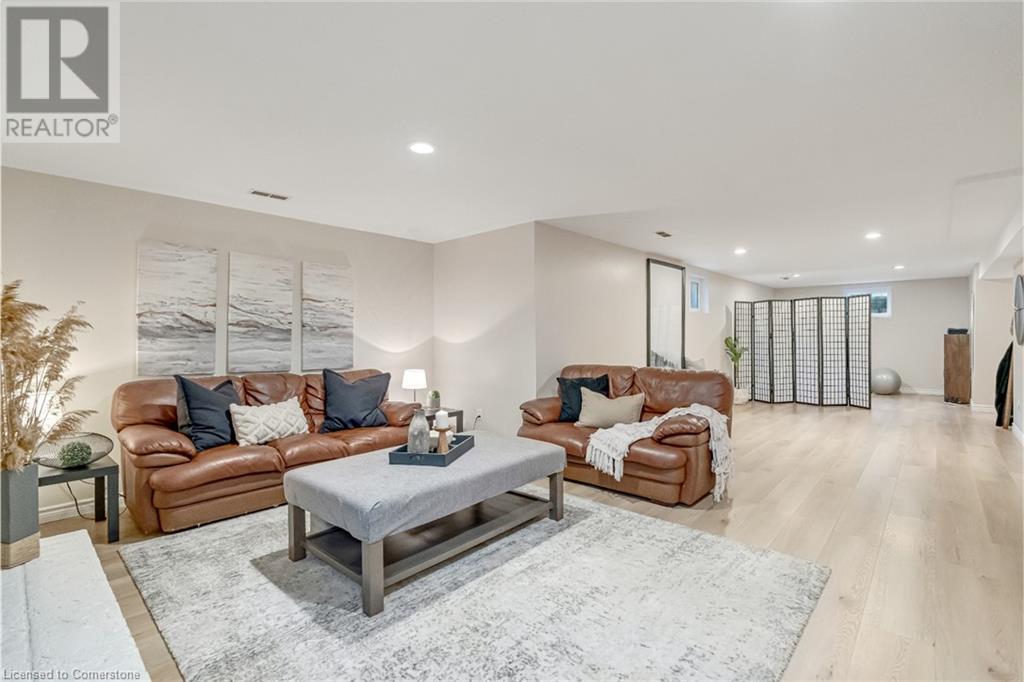 Photo 36 of 1351 Bryanston Court, Burlington ON