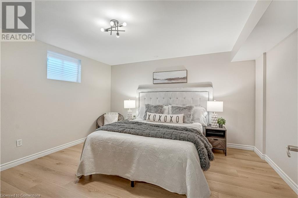 Photo 41 of 1351 Bryanston Court, Burlington ON
