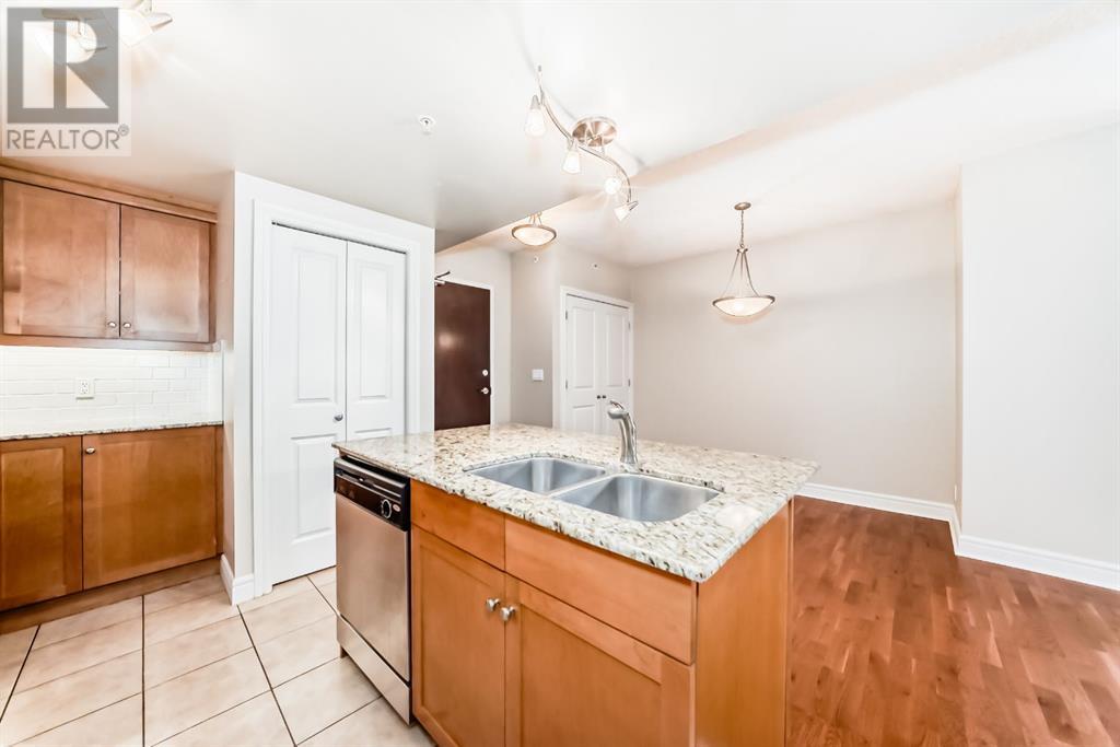 Photo 11 of 701 920 5 Avenue Sw, Calgary AB