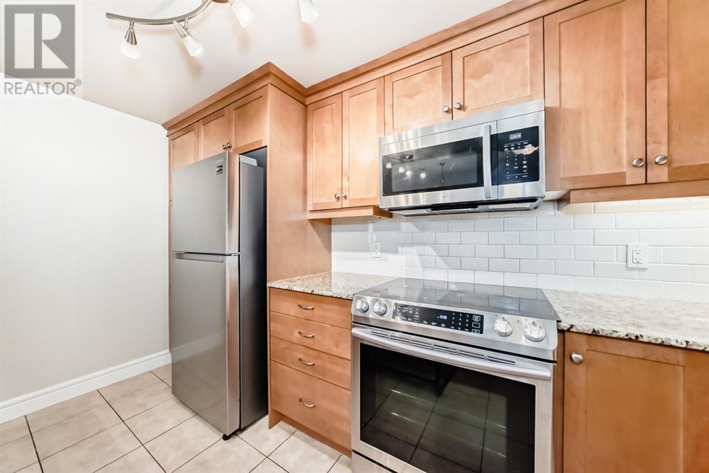 Photo 9 of 701 920 5 Avenue Sw, Calgary AB