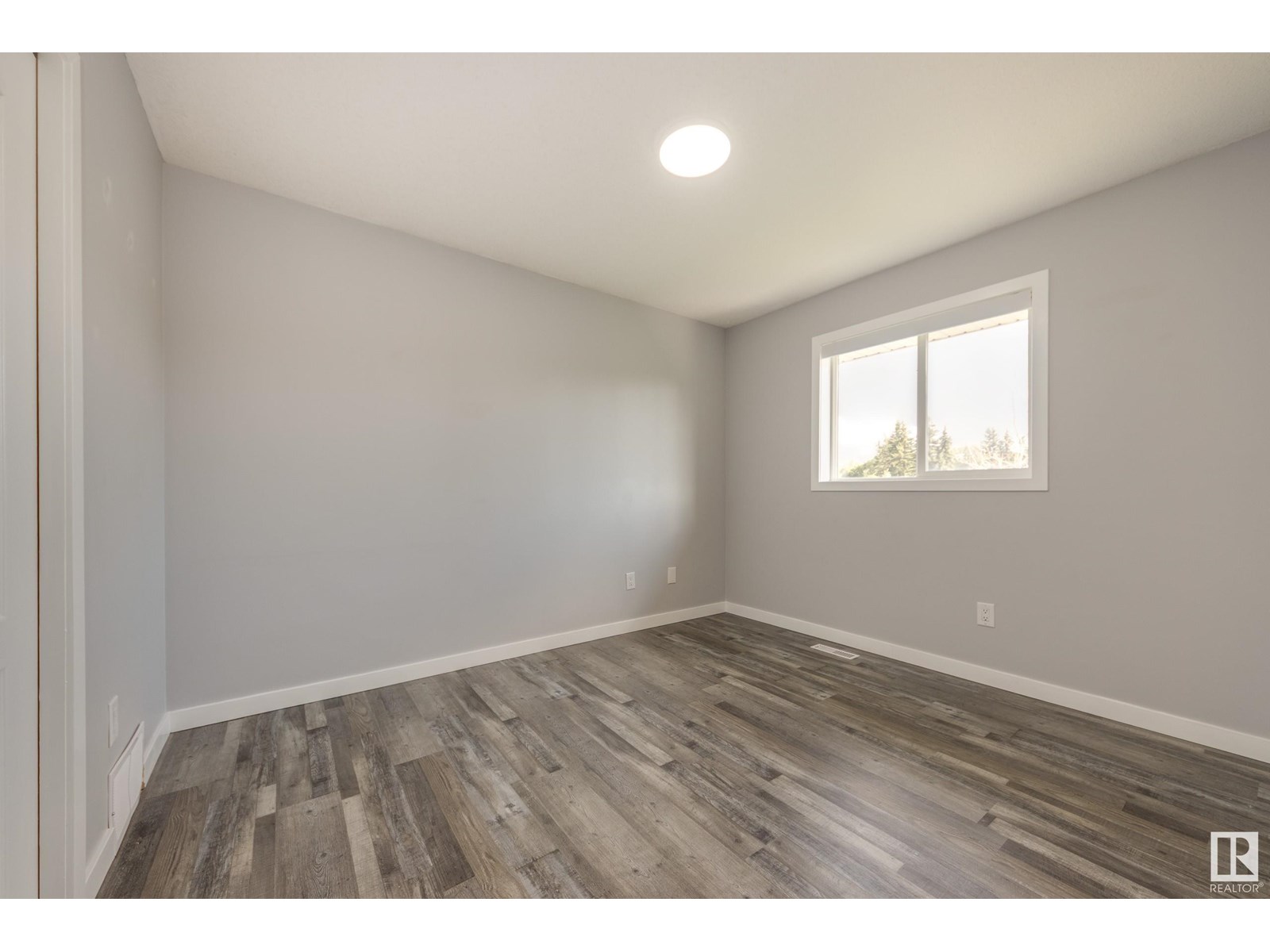 Photo 25 of 129 Ridgebrook Rd, Sherwood Park AB