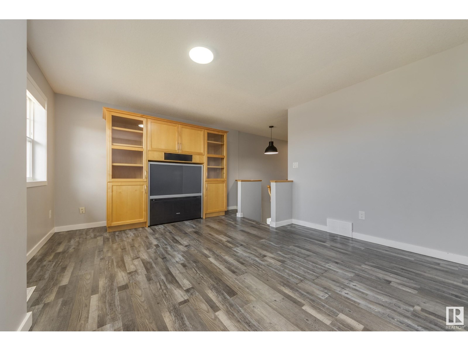 Photo 16 of 129 Ridgebrook Rd, Sherwood Park AB