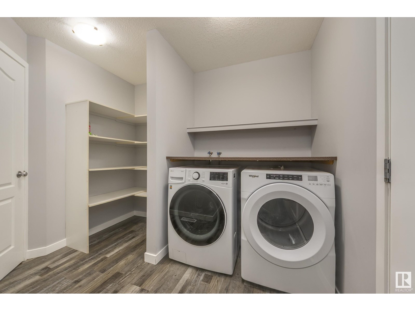 Photo 14 of 129 Ridgebrook Rd, Sherwood Park AB