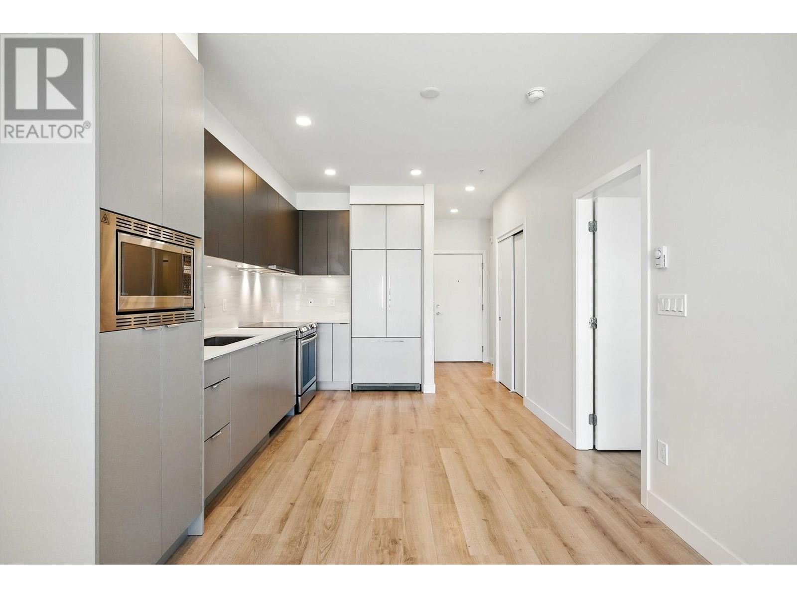 Photo 13 of 316 1892 Starling Drive, Tsawwassen BC