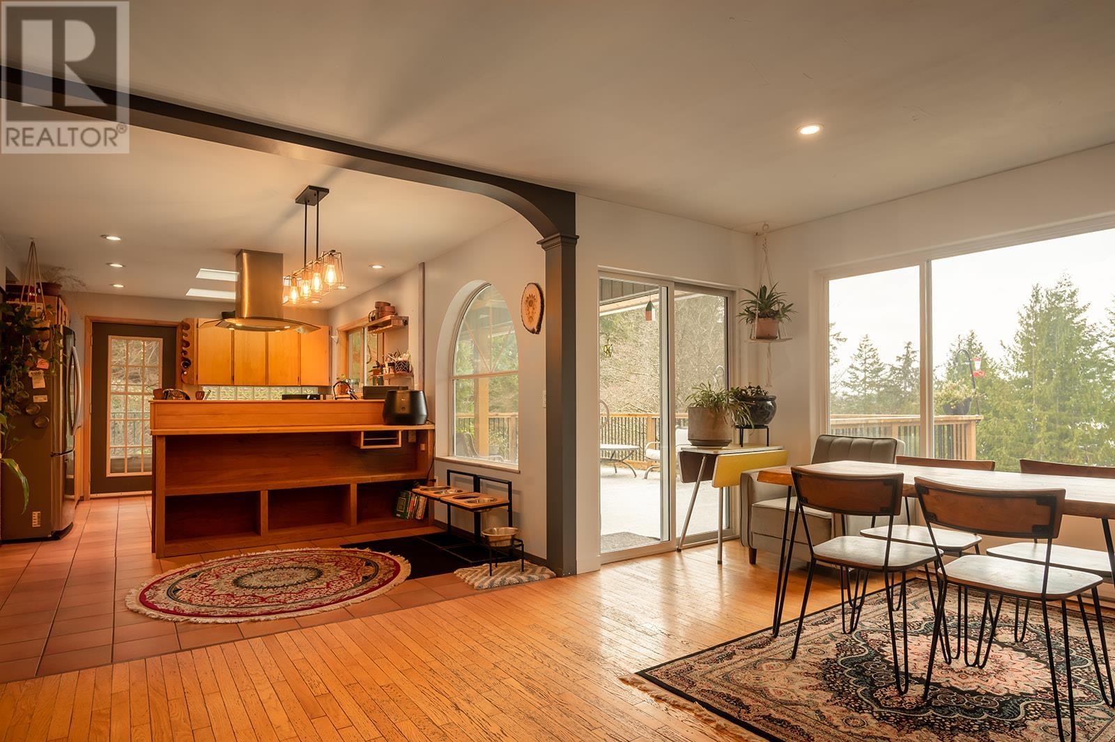 5220 CLAYDON ROAD, Garden Bay