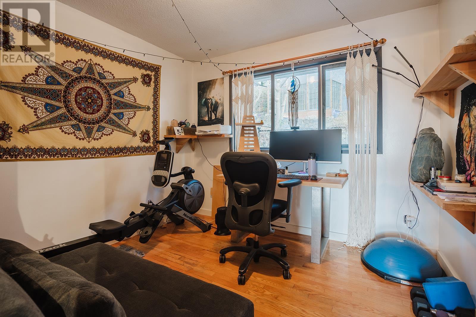 5220 CLAYDON ROAD, Garden Bay