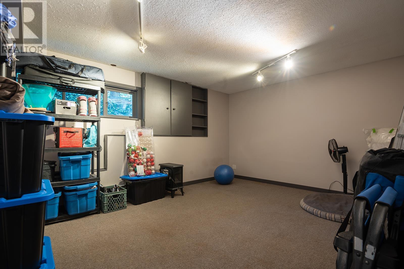 5220 CLAYDON ROAD, Garden Bay