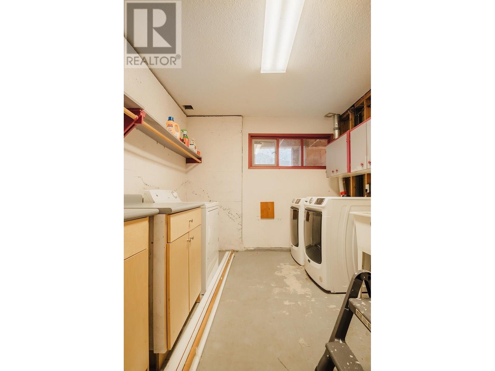 5220 CLAYDON ROAD, Garden Bay