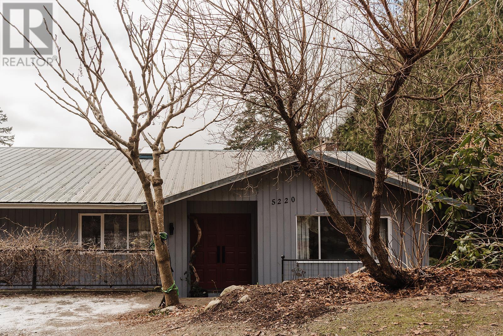 5220 CLAYDON ROAD, Garden Bay