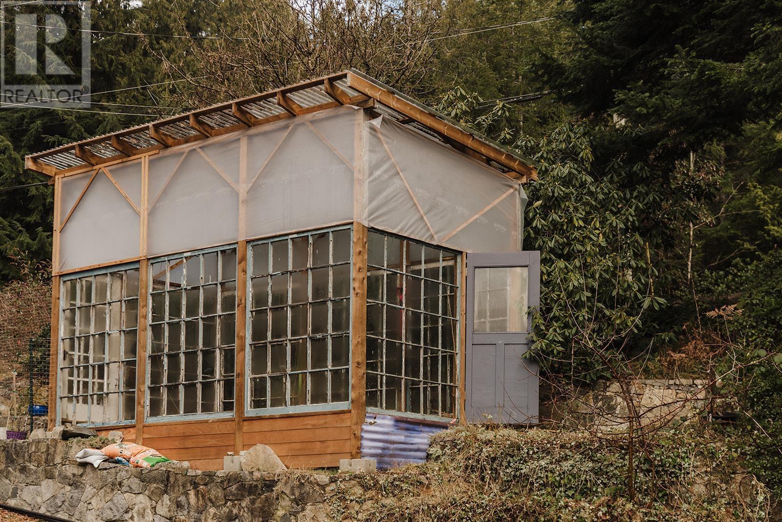 5220 CLAYDON ROAD, Garden Bay