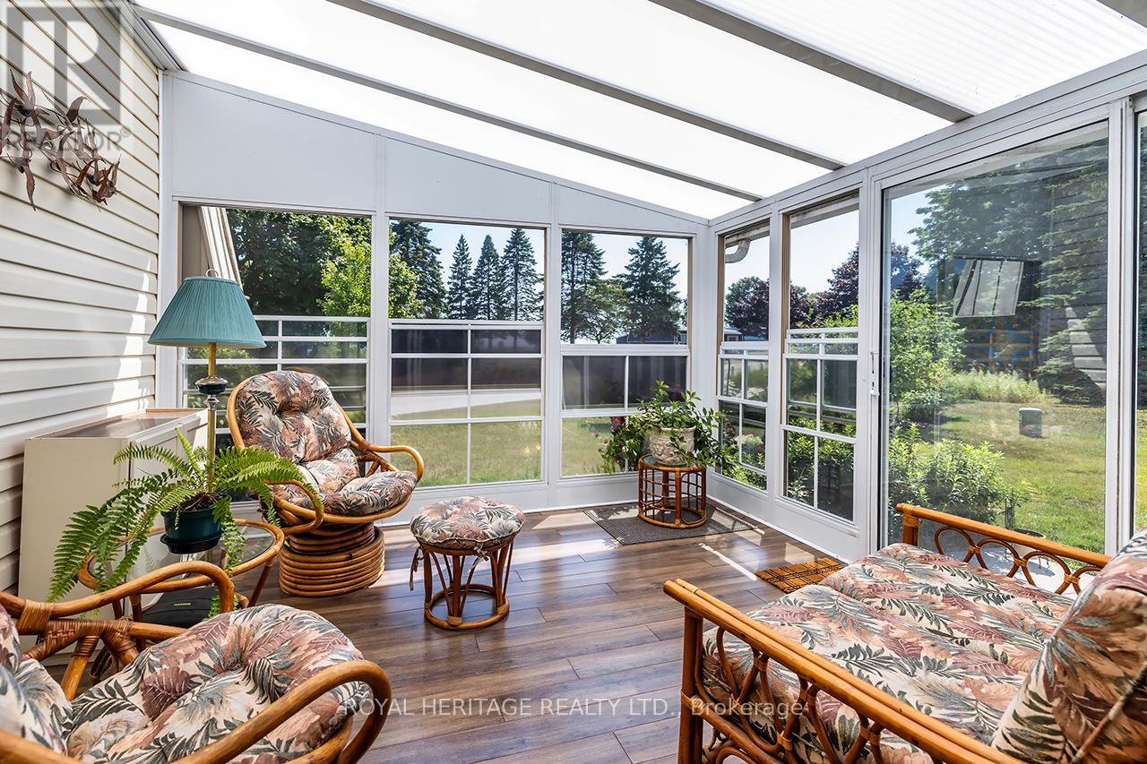 Photo 11 of 38 Bluffs Road E, Clarington ON