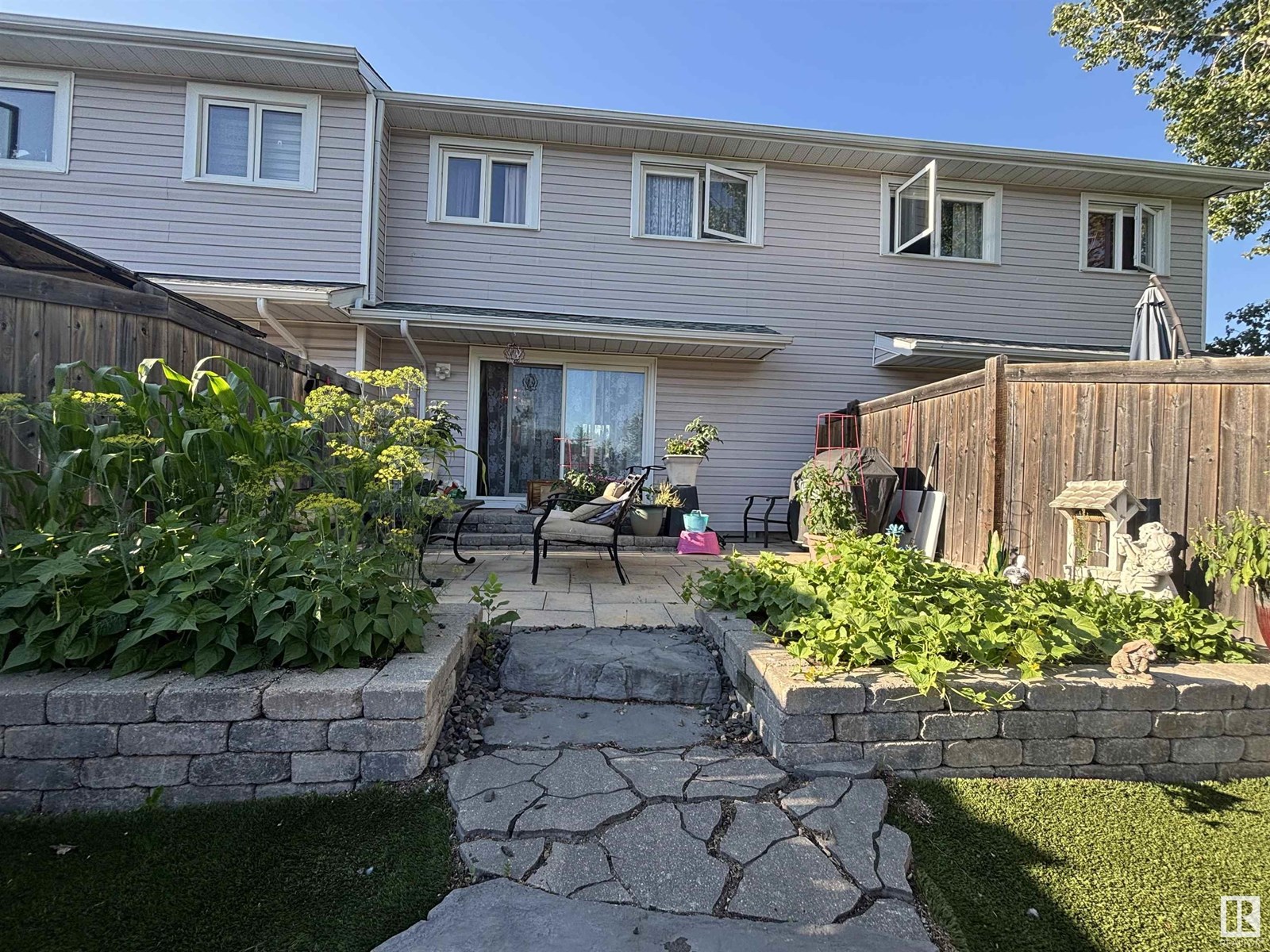 Photo 1 of 6469 184 St Nw Nw, Edmonton AB