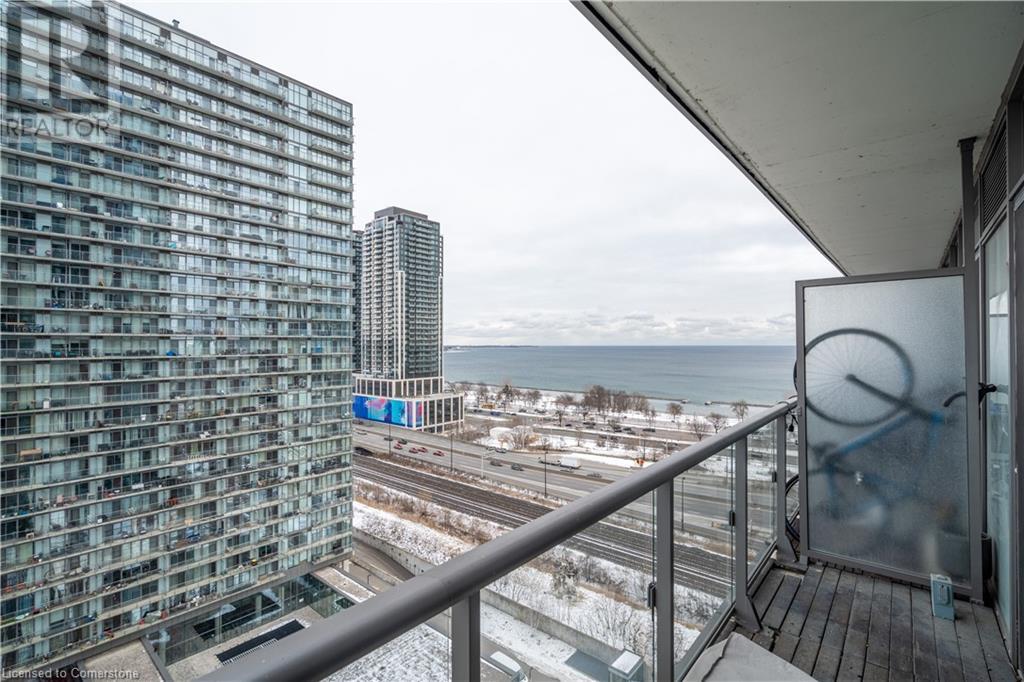 Photo 11 of 105 The Queensway Unit 1514, Toronto ON