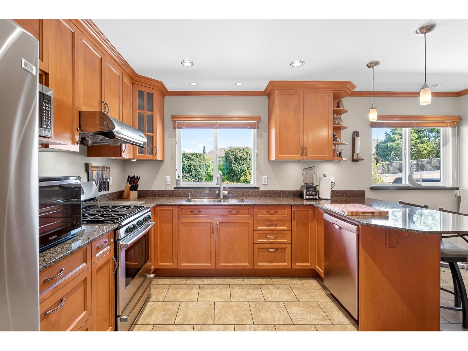 Photo 11 of 10631 Hermosa Drive, Delta BC