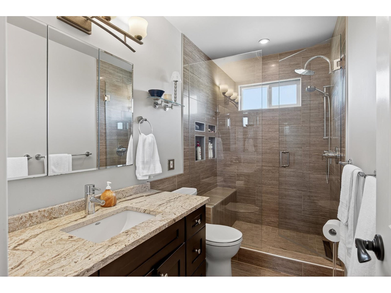 Photo 17 of 10631 Hermosa Drive, Delta BC