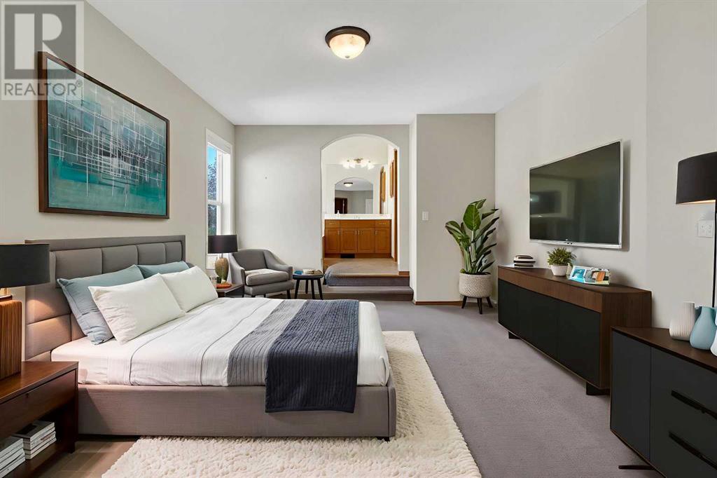 Photo 37 of 115 Cougarstone Court Sw, Calgary AB