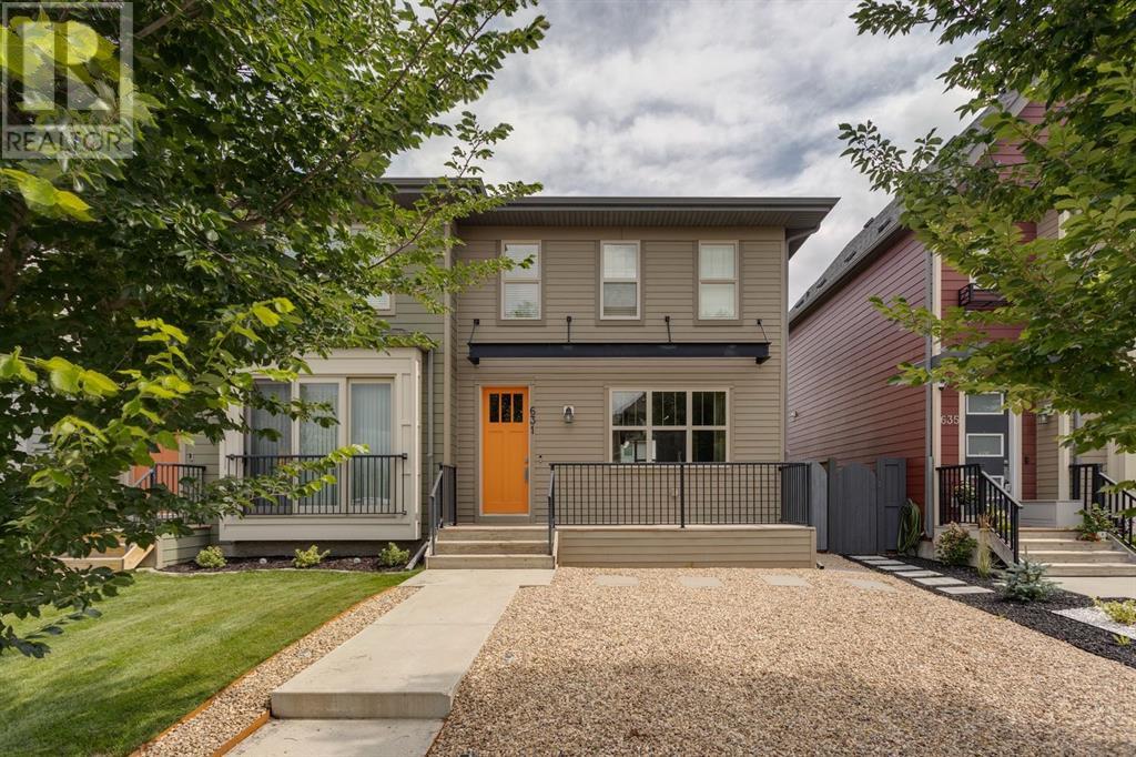 Single Family House for Sale in  Walden Drive SE Walden Calgary 