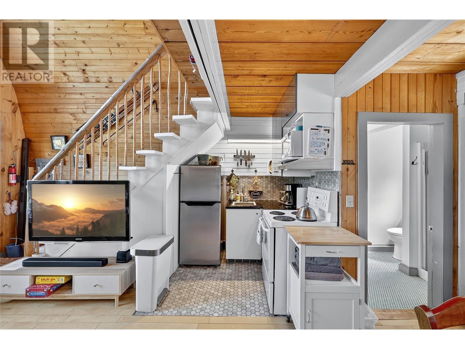 #12 800 IDABEL LAKE ROAD - 17