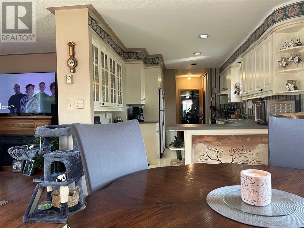Photo 35 of 3120 Marks St, Hilton Beach ON