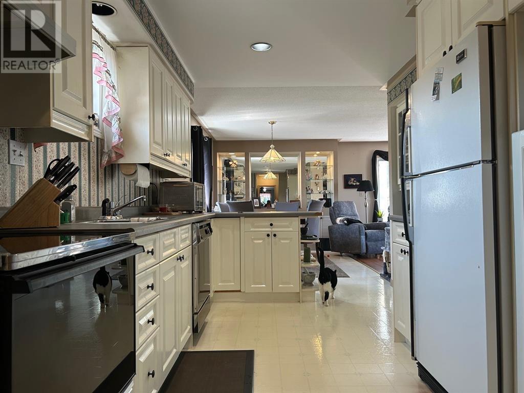 Photo 36 of 3120 Marks St, Hilton Beach ON
