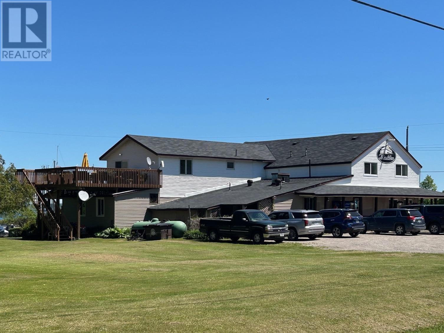 Photo 49 of 3120 Marks St, Hilton Beach ON
