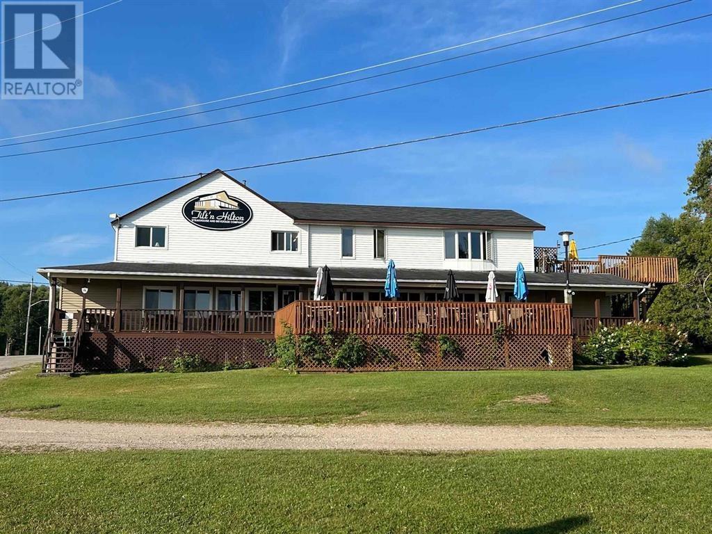 Photo 2 of 3120 Marks St, Hilton Beach ON