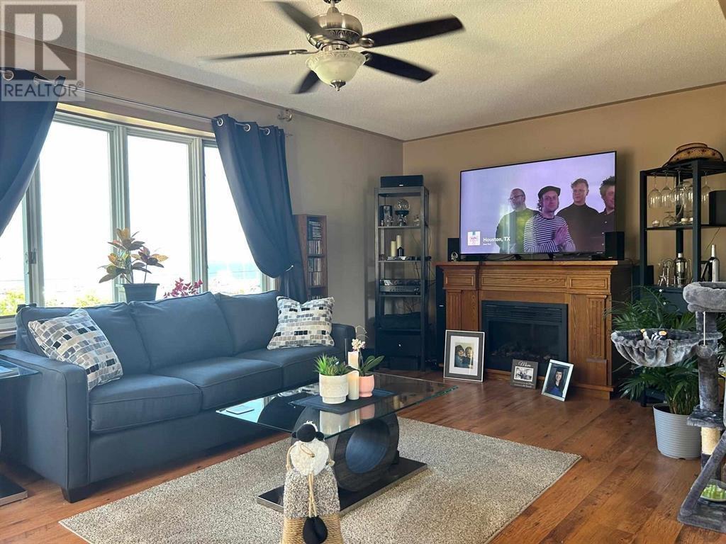Photo 38 of 3120 Marks St, Hilton Beach ON
