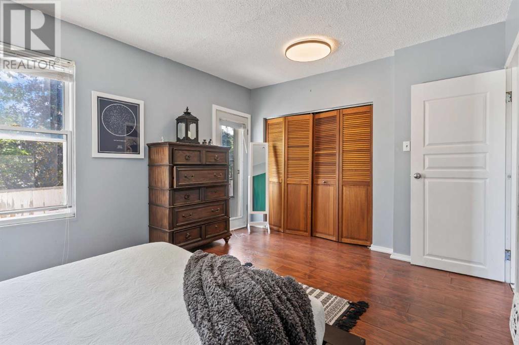 Single Family House for Sale in   Avenue NW Mount Pleasant Calgary 