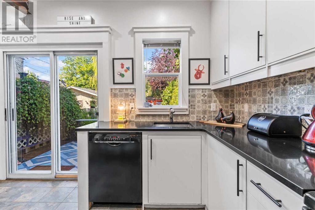 Single Family House for Sale in   Avenue NW Mount Pleasant Calgary 