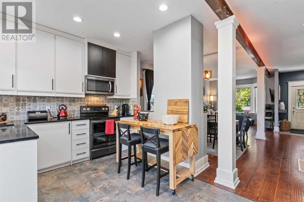 Single Family House for Sale in   Avenue NW Mount Pleasant Calgary 