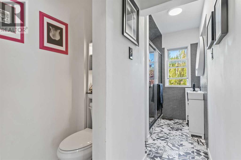 Single Family House for Sale in   Avenue NW Mount Pleasant Calgary 