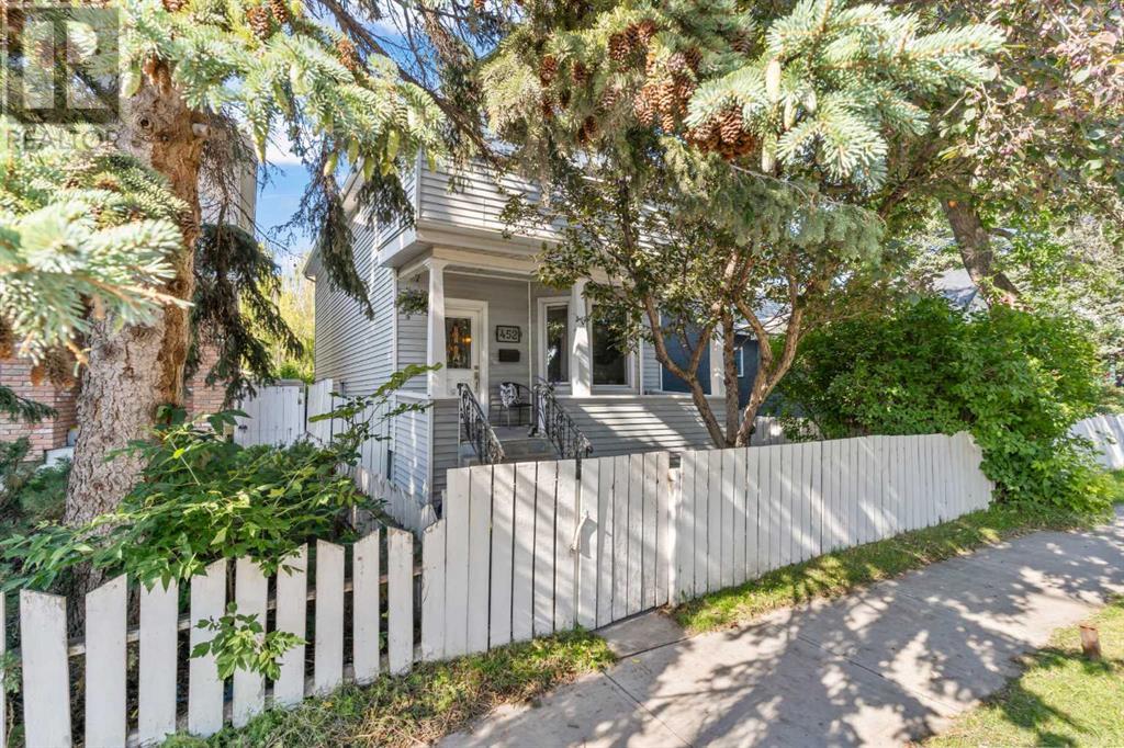 Single Family House for Sale in   Avenue NW Mount Pleasant Calgary 