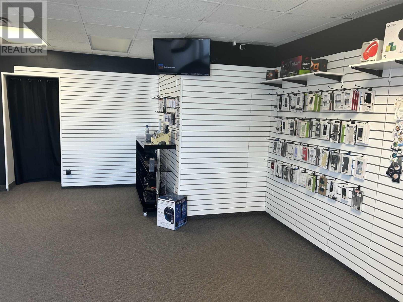 Photo 2 of 424 Pim St A, Sault Ste Marie ON