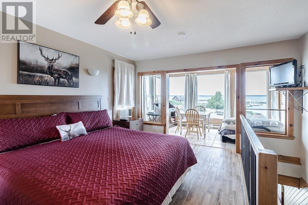 Photo 11 of 3117 Marks St, Hilton Beach ON