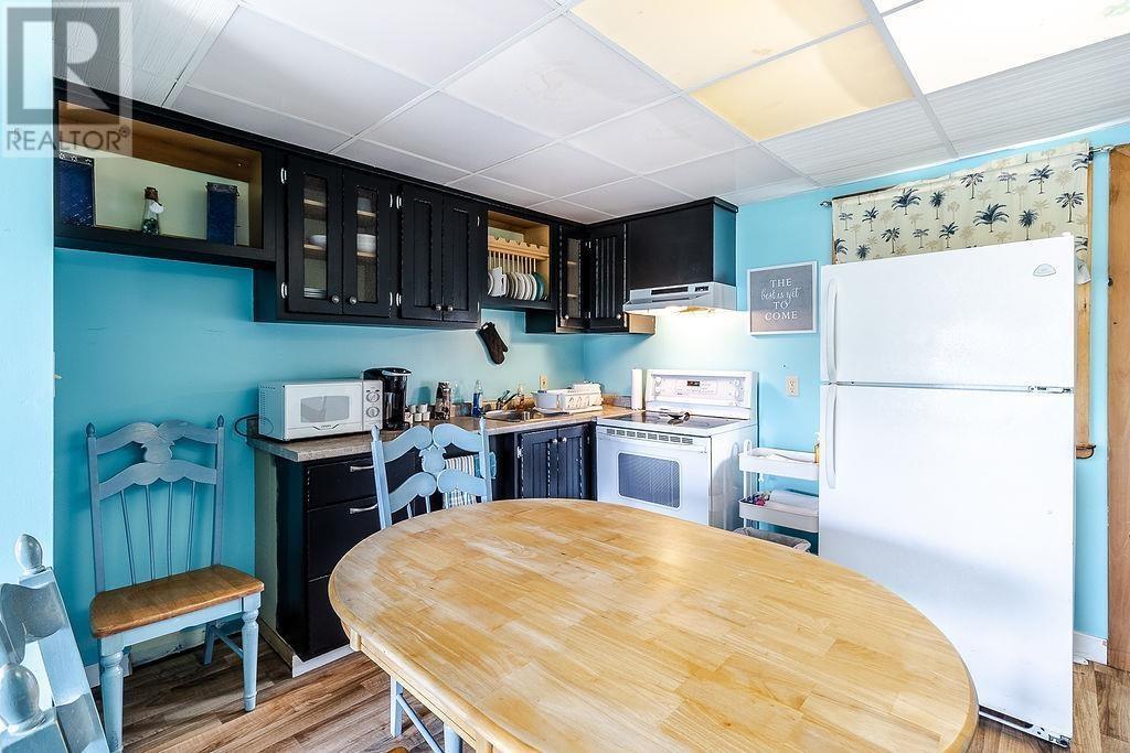 Photo 22 of 3117 Marks St, Hilton Beach ON