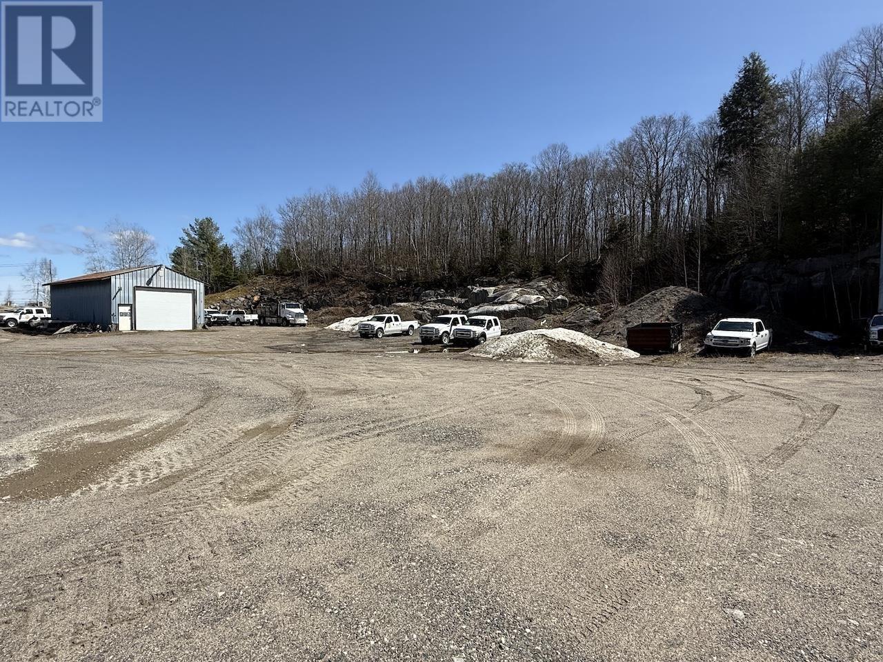 Photo 9 of 29 Perini Rd, Elliot Lake ON