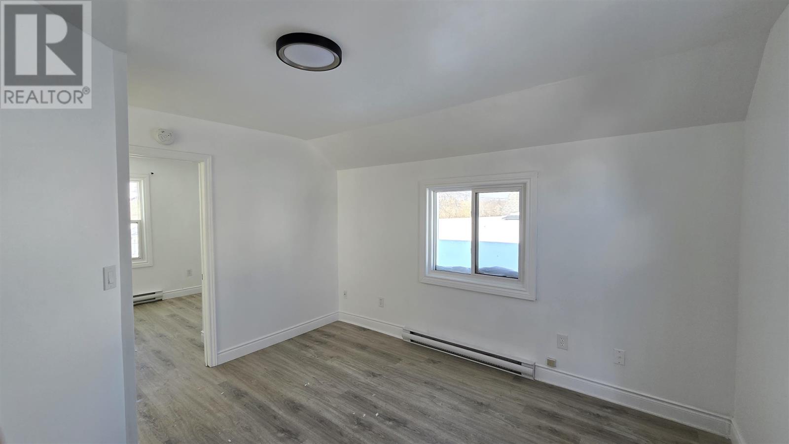 Photo 19 of 22 Ferris Ave, Sault Ste Marie ON