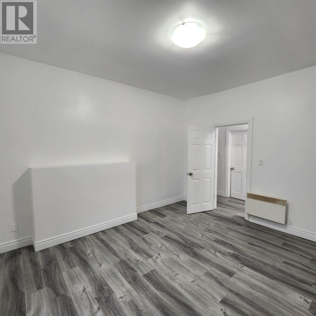 Photo 9 of 30 Grace St, Sault Ste Marie ON