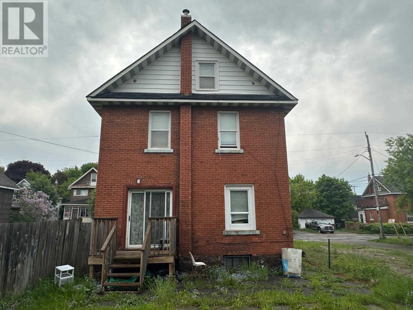 Photo 4 of 17 Abbott St, Sault Ste Marie ON