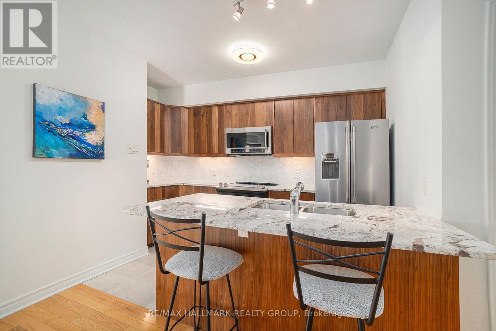 Photo 9 of 1601 445 Laurier Avenue W, Ottawa ON
