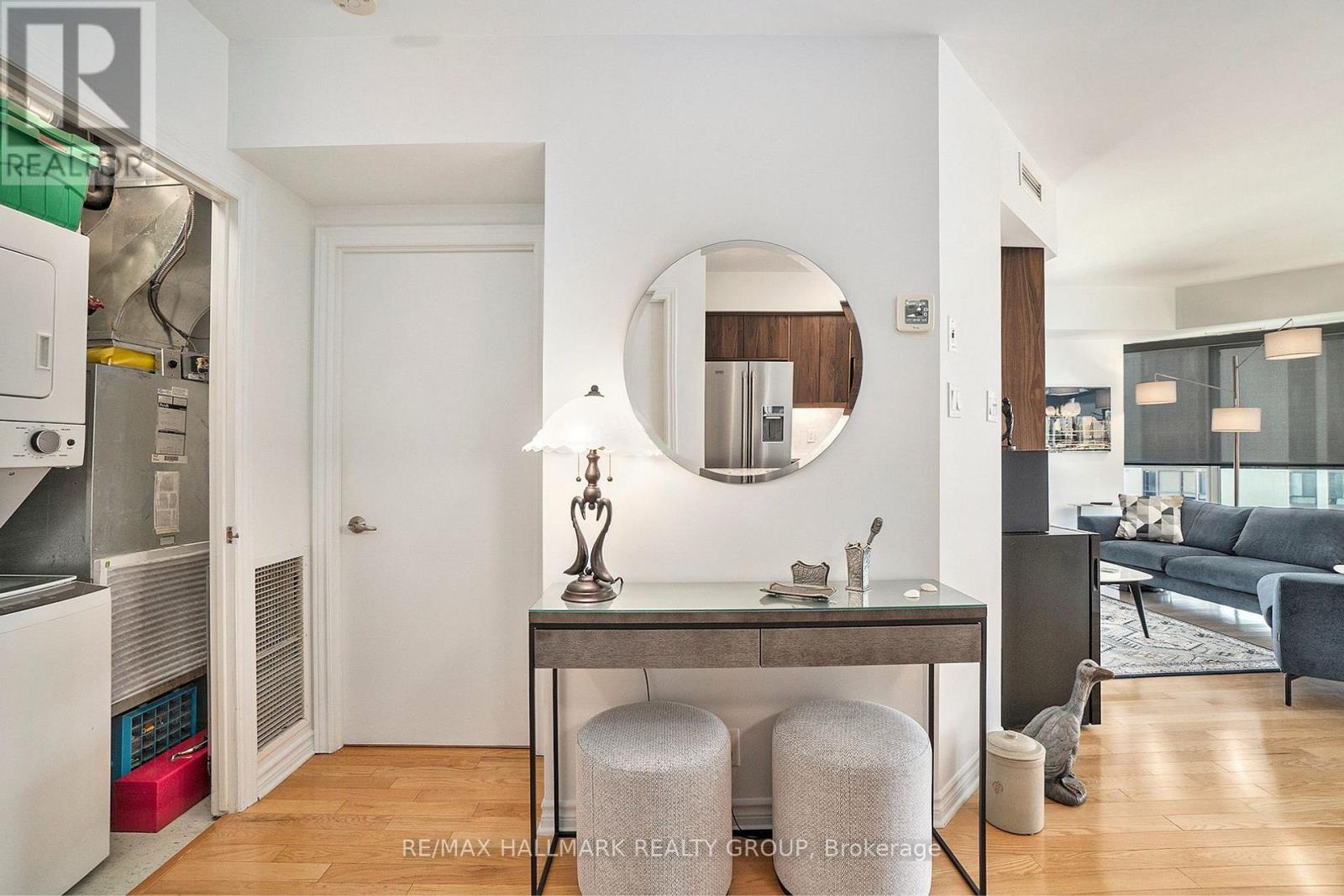 Photo 12 of 1601 445 Laurier Avenue W, Ottawa ON