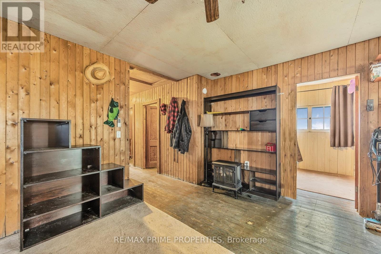 Photo 6 of 1947 Woods Bay Road, Severn ON
