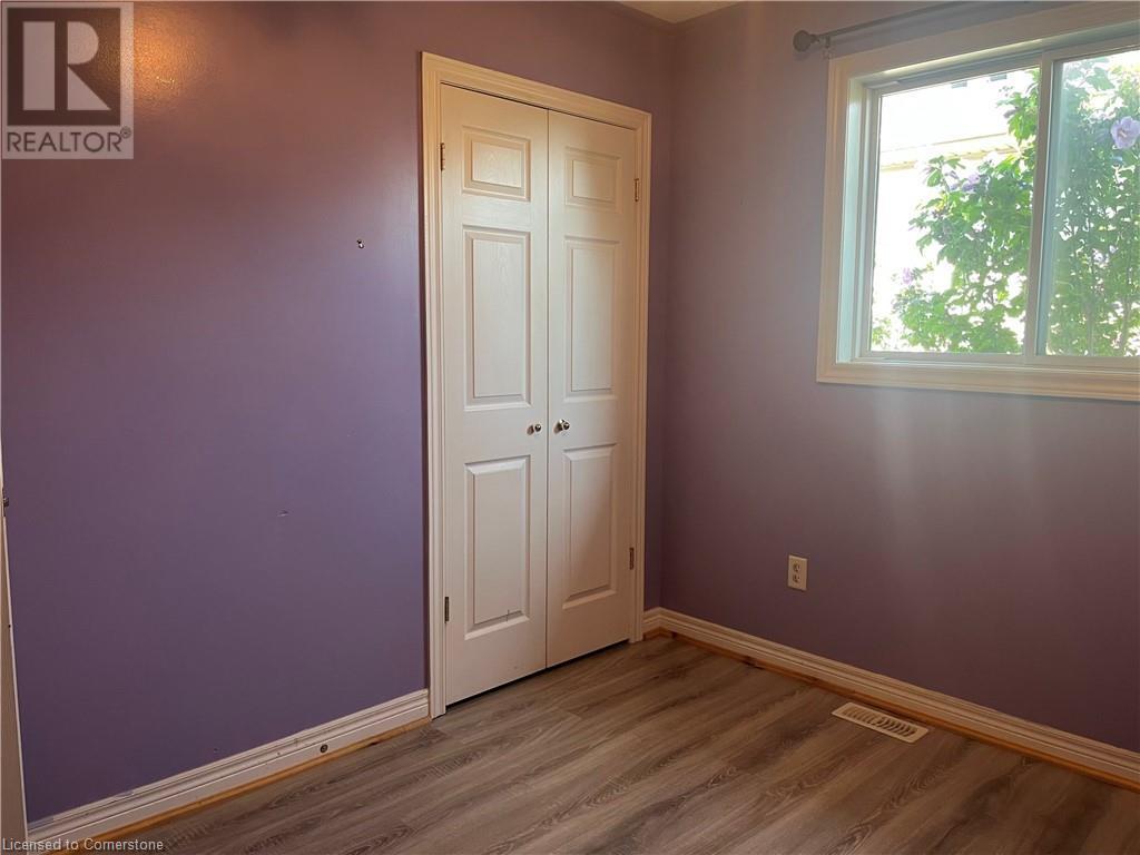 Photo 23 of 17 Mapleview Drive, Hagersville ON