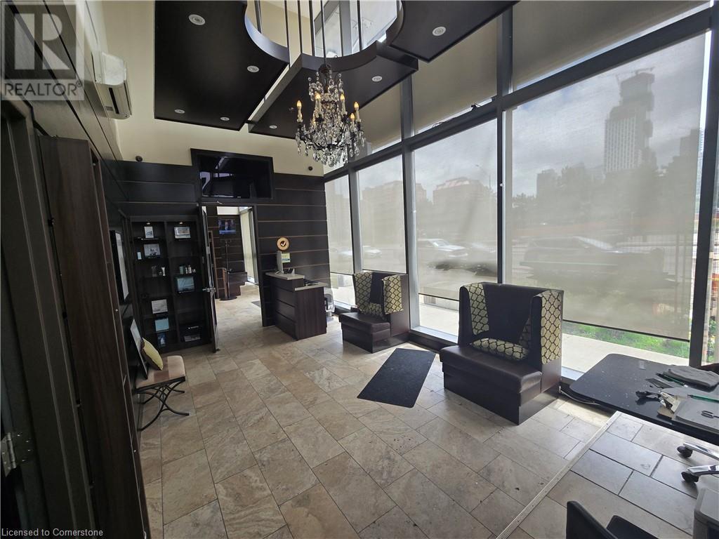 Photo 6 of 4033 Hurontario Street Unit 1, Mississauga ON