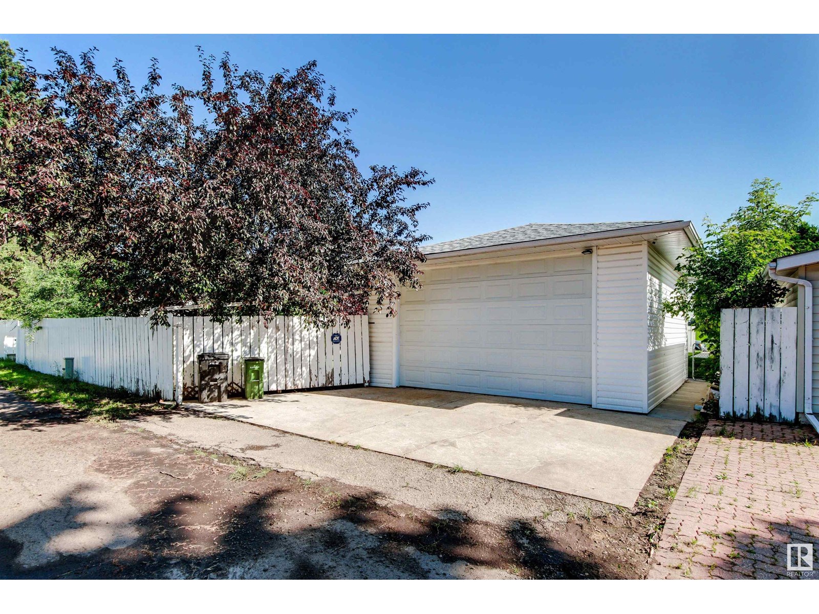 Photo 63 of 4716 124 St Nw, Edmonton AB