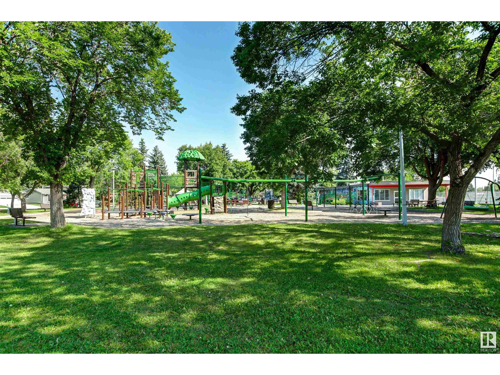 Photo 69 of 4716 124 St Nw, Edmonton AB